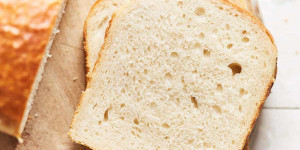 Beitragsbild des Blogbeitrags Sourdough Sandwich Bread with Soft Crust