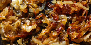 Beitragsbild des Blogbeitrags Caramelized Onions for Burgers