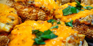 Beitragsbild des Blogbeitrags Air Fryer Stuffed Mushrooms Recipe