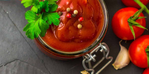 Beitragsbild des Blogbeitrags 11 Best Tomato Sauce Substitutes You Probably Already Have at Home