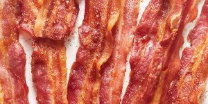 Beitragsbild des Blogbeitrags Air Fryer Bacon Recipe
