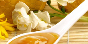Beitragsbild des Blogbeitrags 9 Best Manuka Honey Benefits