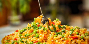 Beitragsbild des Blogbeitrags Air Fryer Fried Rice Recipe 