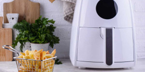 Beitragsbild des Blogbeitrags What Size Air Fryer Do I Need? 