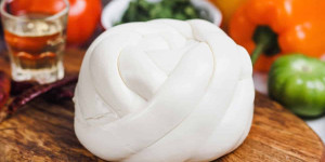 Beitragsbild des Blogbeitrags Finding Perfect Oaxaca Cheese Substitutes for Your Next Mexican Dish 