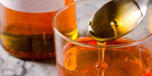 Beitragsbild des Blogbeitrags What Is the Best Agave Nectar Substitute? Here Are 10 Alternatives 