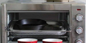 Beitragsbild des Blogbeitrags Can You Put a Casserole Dish in an Air Fryer? 