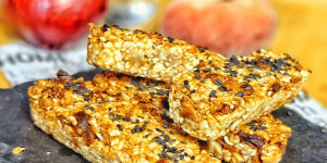 Beitragsbild des Blogbeitrags Air Fryer Oatmeal Breakfast Bars Recipe