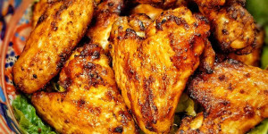 Beitragsbild des Blogbeitrags Air Fryer BBQ Chicken Wings Recipe 