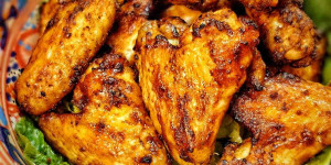 Beitragsbild des Blogbeitrags Air Fryer BBQ Chicken Wings Recipe