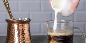 Beitragsbild des Blogbeitrags Kitchen-Tested Light Cream Substitute Options for Your Recipes