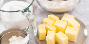 Beitragsbild des Blogbeitrags Butter Substitute Baking: Top Choices for Healthier Treats