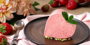 Beitragsbild des Blogbeitrags Erdbeerparfait