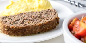 Beitragsbild des Blogbeitrags Der Faschierte Braten zeigt, man braucht nicht viel für ein schmackhaftes Essen