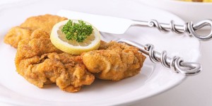 Beitragsbild des Blogbeitrags Altwiener Backfleisch ist Schnitzel Wiener Art glamourös