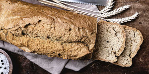 Beitragsbild des Blogbeitrags So hast du immer Brot zuhause, als ob es frisch vom Bäcker wäre 