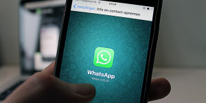 Beitragsbild des Blogbeitrags WhatsApp rudert nun doch zurück 