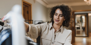 Beitragsbild des Blogbeitrags Runde Sache – Fair Fashion Creolen für jeden Look