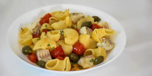 Beitragsbild des Blogbeitrags Pasta mit Fisch-Tomaten-Ragout