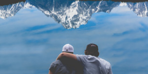 Beitragsbild des Blogbeitrags Weltreise mit ohne Corona – der Film
