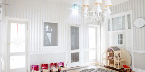Beitragsbild des Blogbeitrags Die richtige Einrichtung für das Kinderzimmer