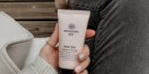 Beitragsbild des Blogbeitrags Handpflege im Winter mit alessandro spa