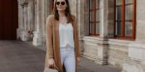 Beitragsbild des Blogbeitrags Spring all white Outfit mit Long Cardigan