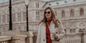 Beitragsbild des Blogbeitrags Winter Outfit mit rotem Pulli und Villeroy Boch Coffee To Go Becher