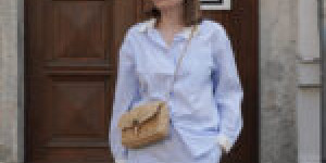 Beitragsbild des Blogbeitrags Sommer Outfit: blau gestreifter Zweiteiler