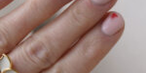 Beitragsbild des Blogbeitrags heart nail art mit alessandro striplac