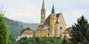 Beitragsbild des Blogbeitrags Wallfahrtskirche Maria Straßengel bei Graz 