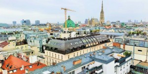 Beitragsbild des Blogbeitrags Rooftop Locations mit Kulinarik in Wien 
