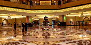 Beitragsbild des Blogbeitrags Emirates Palace Abu Dhabi, Hotel Besichtigung