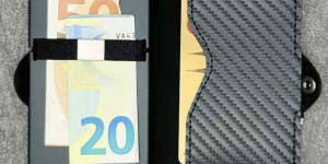 Beitragsbild des Blogbeitrags Und hier kommt die weltbeste Wallet für Deine Kreditkarten: Nuoras Smart Wallet – aber schau‘ selbst: