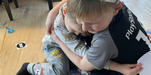 Beitragsbild des Blogbeitrags Streiten eure Kinder nie?