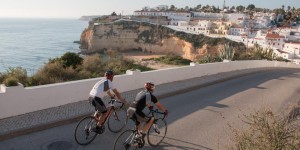 Beitragsbild des Blogbeitrags Cycling in the Algarve – Discover an Up and Coming Cycling Region 
