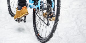 Beitragsbild des Blogbeitrags What to Avoid When Cycling in Winter