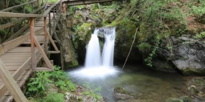 Beitragsbild des Blogbeitrags Ausflug zur Wander- und Wasserwelt Myrafälle 