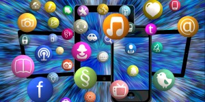Beitragsbild des Blogbeitrags 15 kostenlose Reise-Apps im Test – meine persönlichen Tops und Flops
