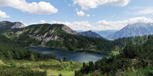 Beitragsbild des Blogbeitrags Wandern auf der Tauplitzalm im Sommer 