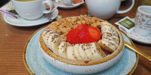 Beitragsbild des Blogbeitrags Vegetarisch essen in Lissabon – 6 Tipps für coole Restaurants und tolle Cafés