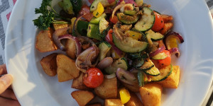 Beitragsbild des Blogbeitrags Vegan essen am Klopeiner See – Restaurant-Tipps