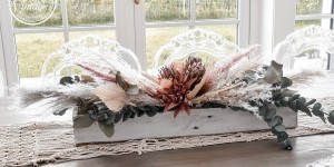 Beitragsbild des Blogbeitrags Tischgesteck aus Trockenblumen im Boho-Style 