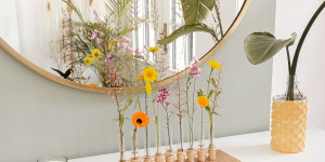 Beitragsbild des Blogbeitrags Ikebana Vase aus Reagenzgläsern selbermachen
