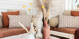 Beitragsbild des Blogbeitrags Terracotta-Look: Vase mit Backpulver und Farbe upcyceln 