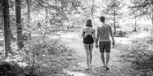Beitragsbild des Blogbeitrags Viele Wege führen zum Ziel - Attachment Parenting als Reise