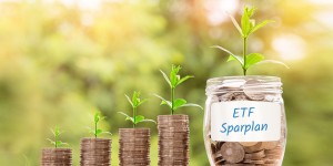 Beitragsbild des Blogbeitrags So richtest du deinen ersten ETF Sparplan ein