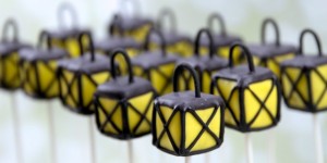 Beitragsbild des Blogbeitrags Laternen Cake Pops fürs Laternenfest!