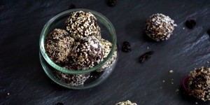 Beitragsbild des Blogbeitrags [Snacks] Für den gesunden Snack zwischendurch: Energiebälle 