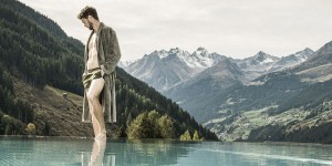 Beitragsbild des Blogbeitrags Die 12 schönsten Hotels in den Alpen - meine BucketList für die Frühjahr/Sommer-Saison 2018